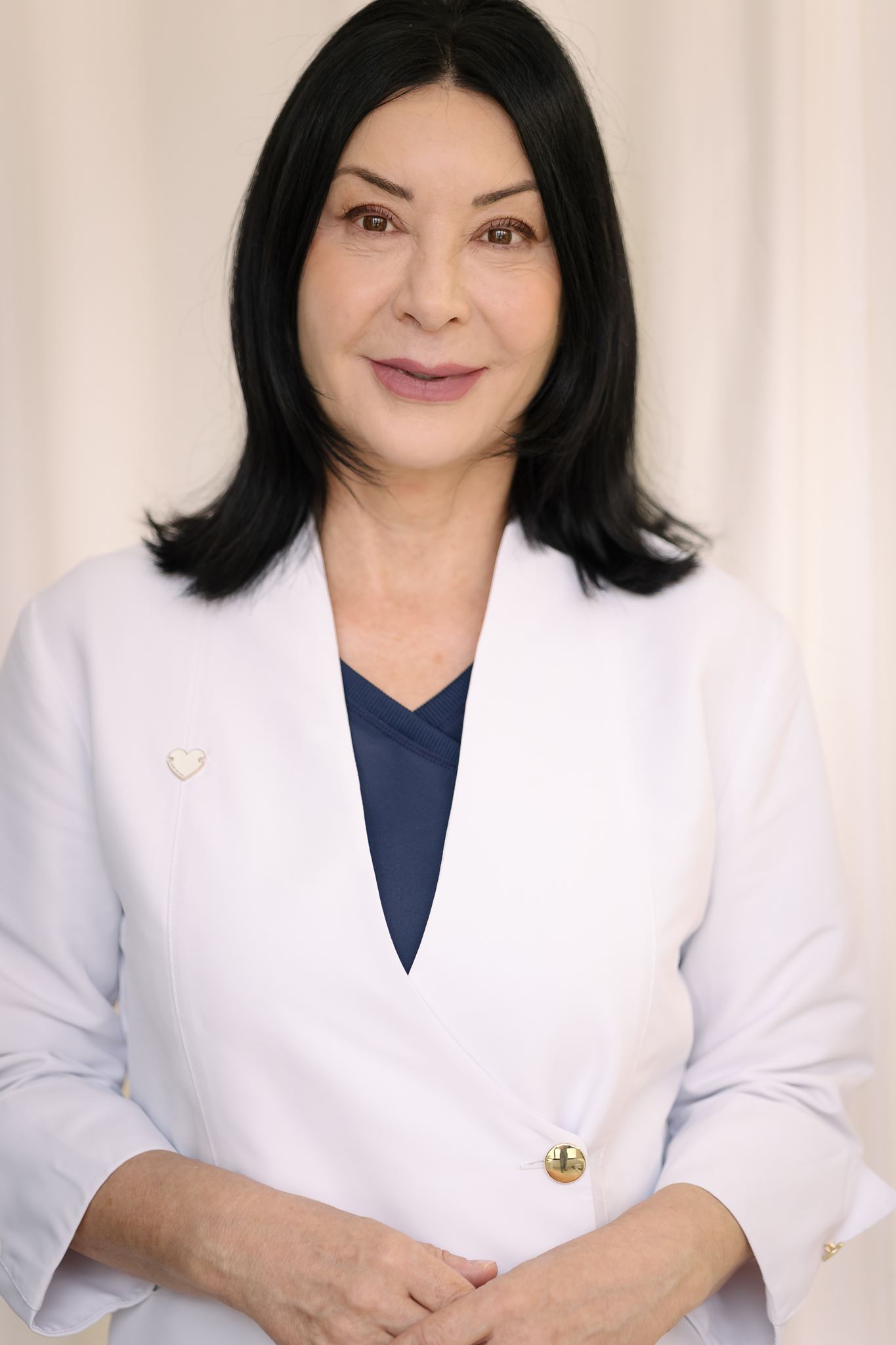 Dra. María Lourdes Yagües, cirujana plástica en Málaga